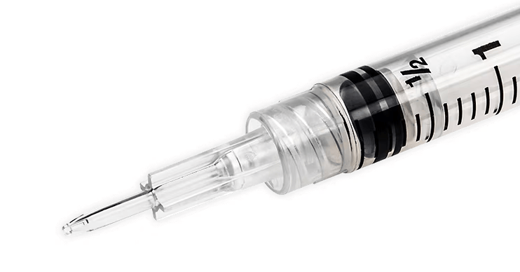Syringe with Blunt Plastic Cannula